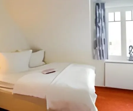 Seepferdchen, 22a, Haus Darss 22a * Ostseebad Nienhagen